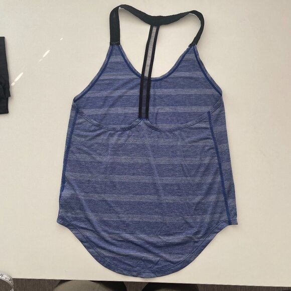 Bundle of 5 Nike Tops - Picture 13 of 16